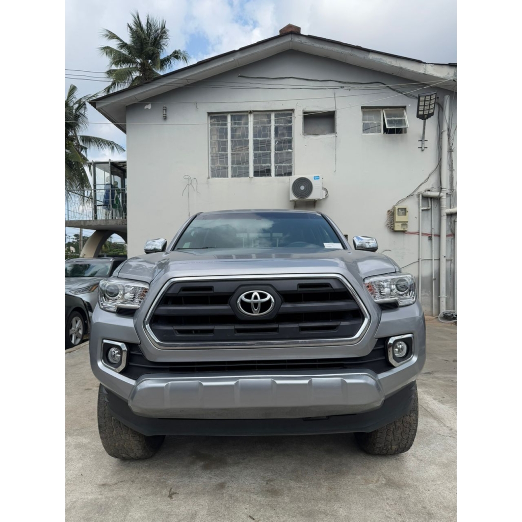 TOYOTA TACOMA 2016