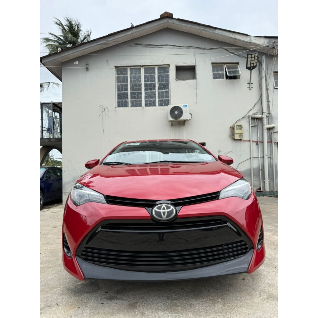 TOYOTA COROLLA LE 2017