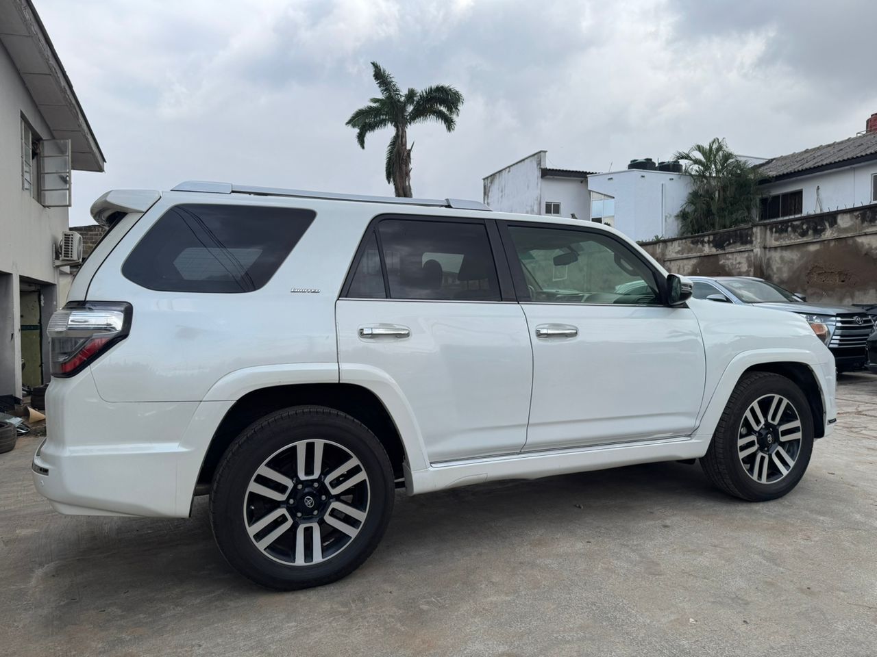 WhatsApp Image 2025-10-08 at 16.57.34