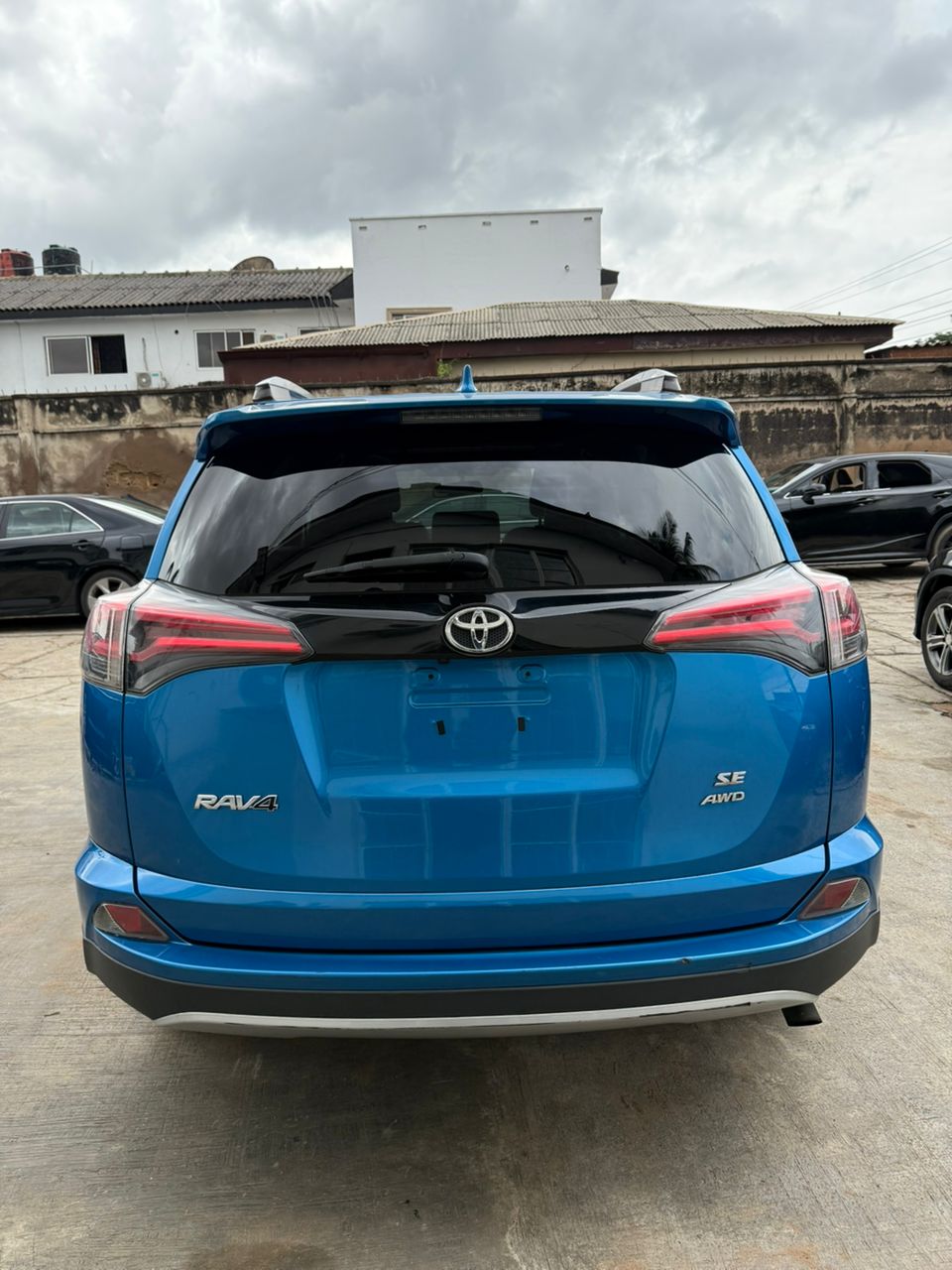 WhatsApp Image 2025-10-08 at 17.02.03