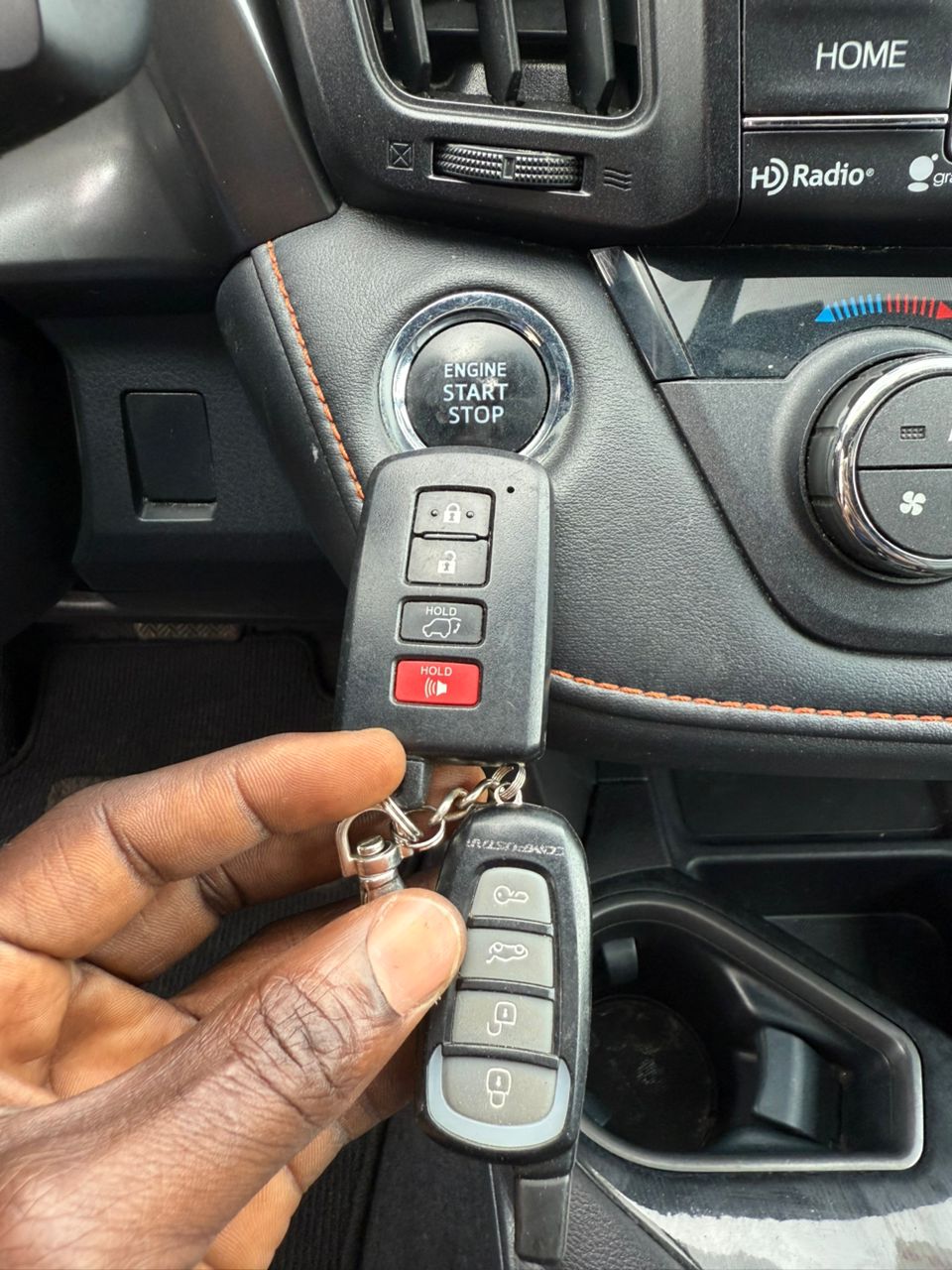 WhatsApp Image 2025-10-08 at 17.02.03