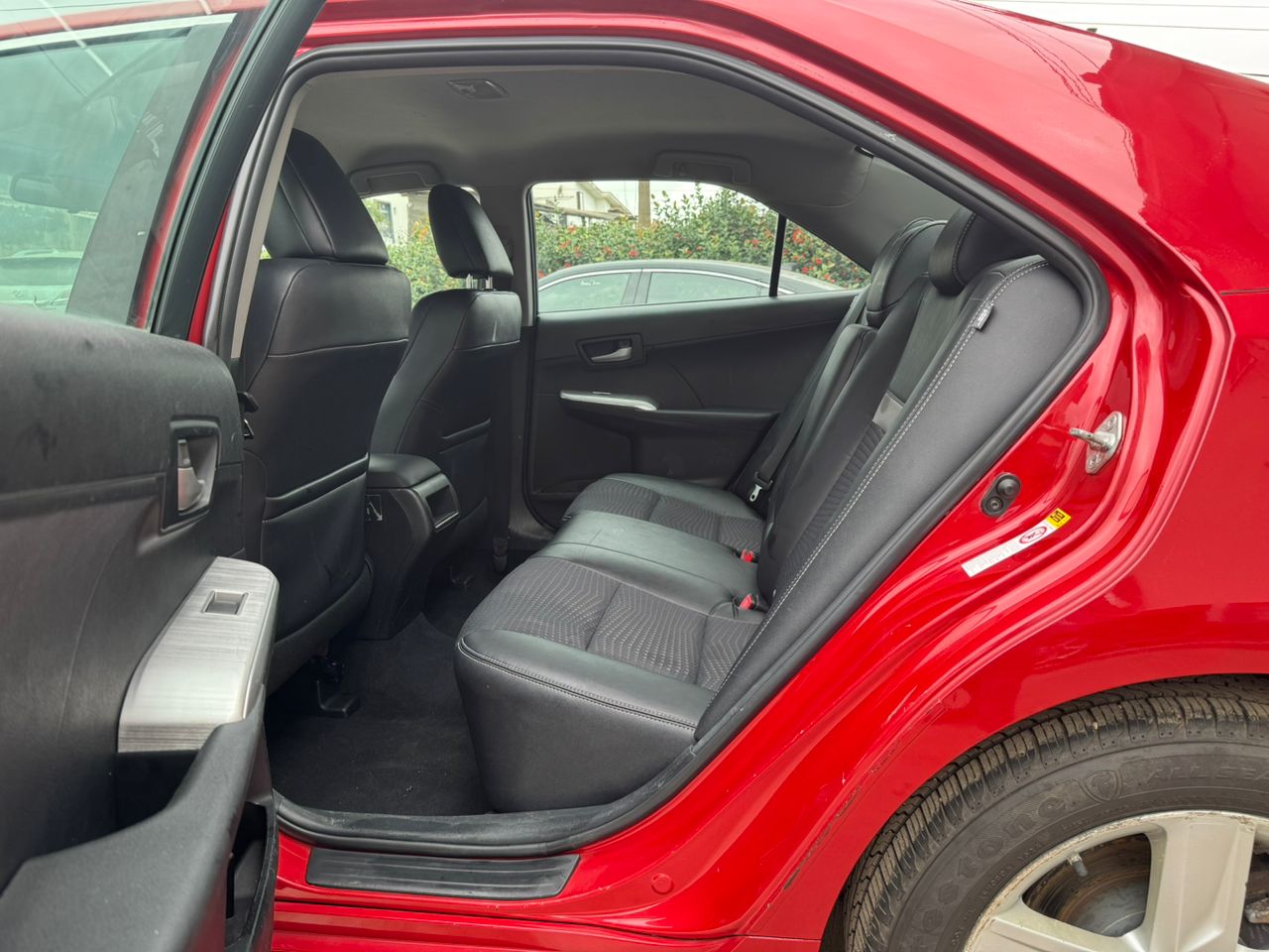 WhatsApp Image 2025-10-08 at 17.02.54