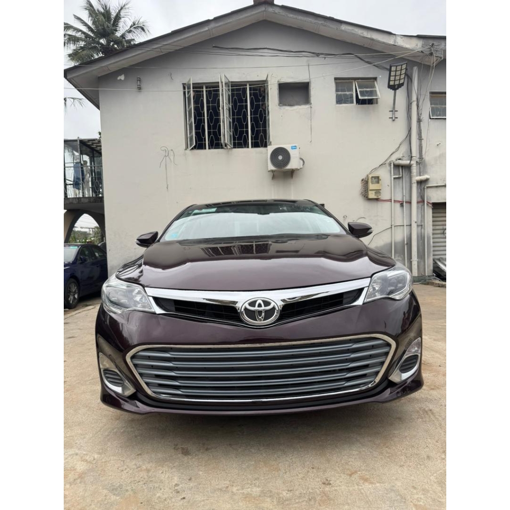 TOYOTA AVALON 2013 XLE