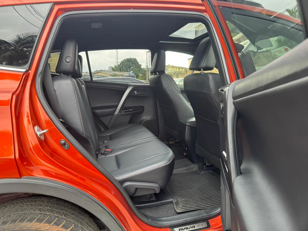 WhatsApp Image 2025-10-08 at 17.07.56