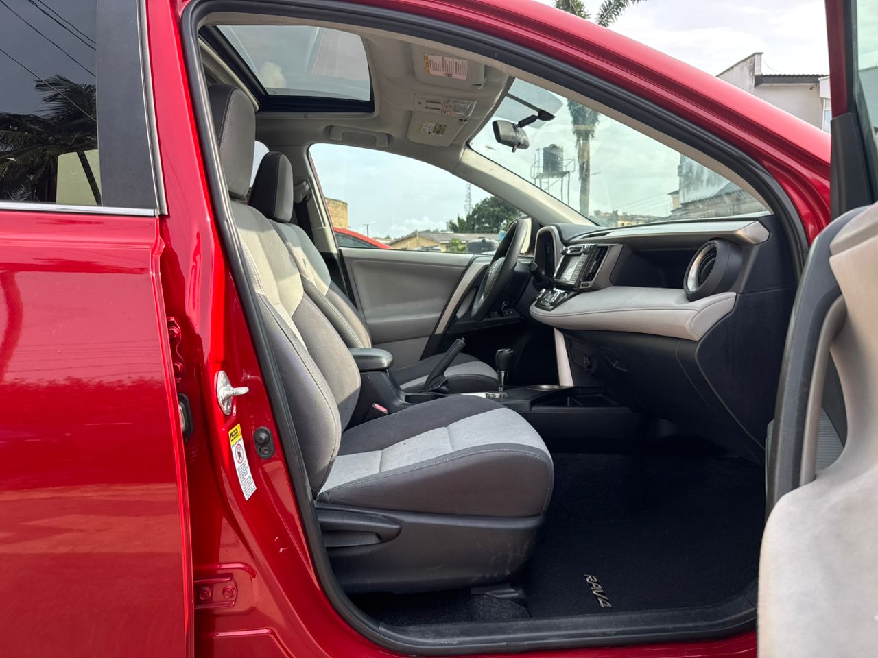 WhatsApp Image 2025-10-08 at 17.08.11