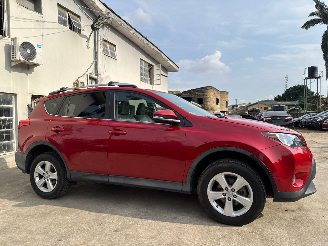 WhatsApp Image 2025-10-08 at 17.08.11