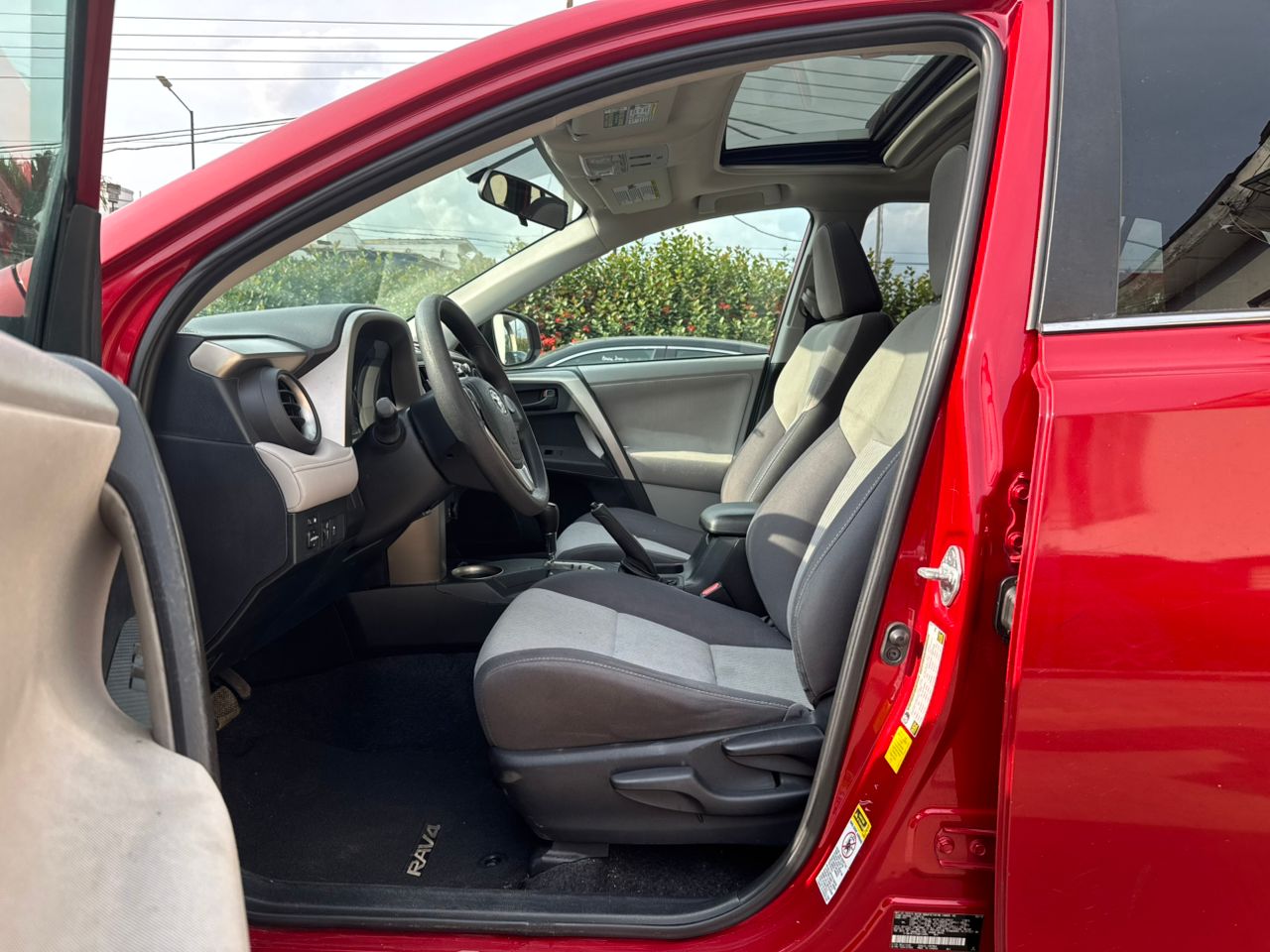 WhatsApp Image 2025-10-08 at 17.08.11