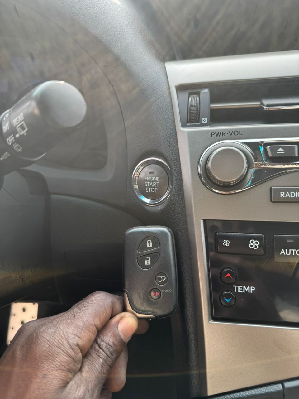 WhatsApp Image 2025-10-08 at 17.12.14