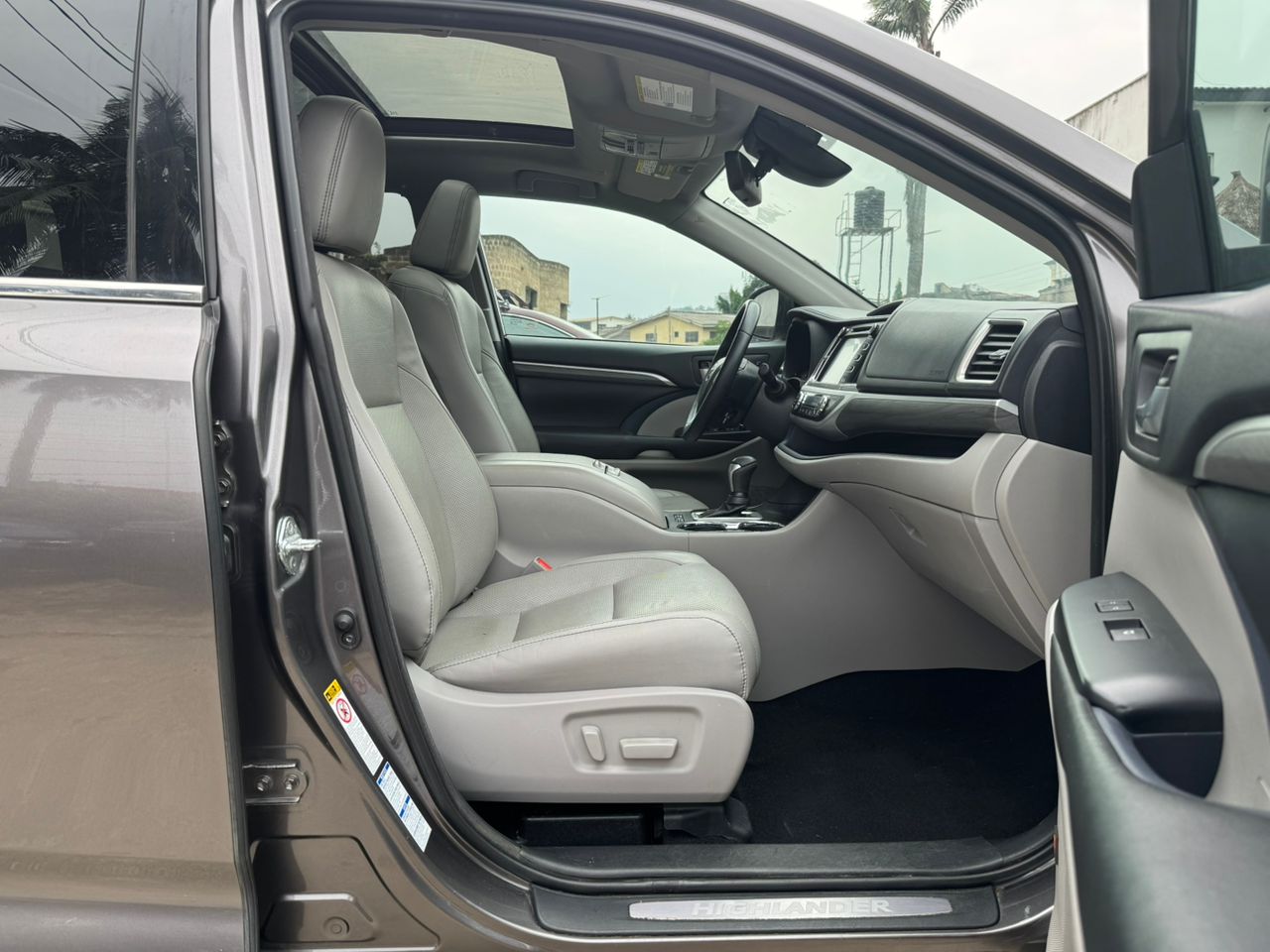 WhatsApp Image 2025-10-08 at 17.12.27