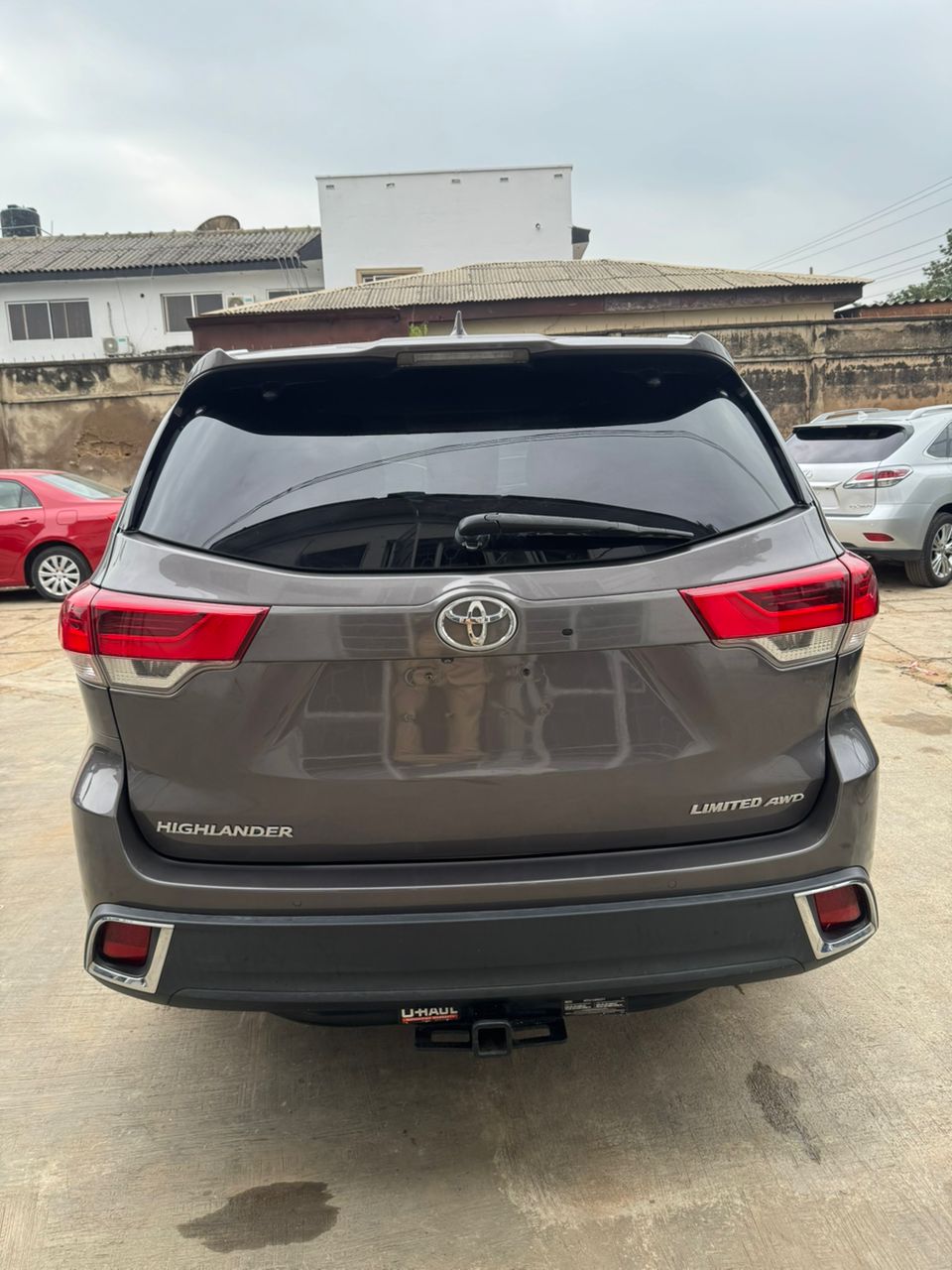 WhatsApp Image 2025-10-08 at 17.12.27