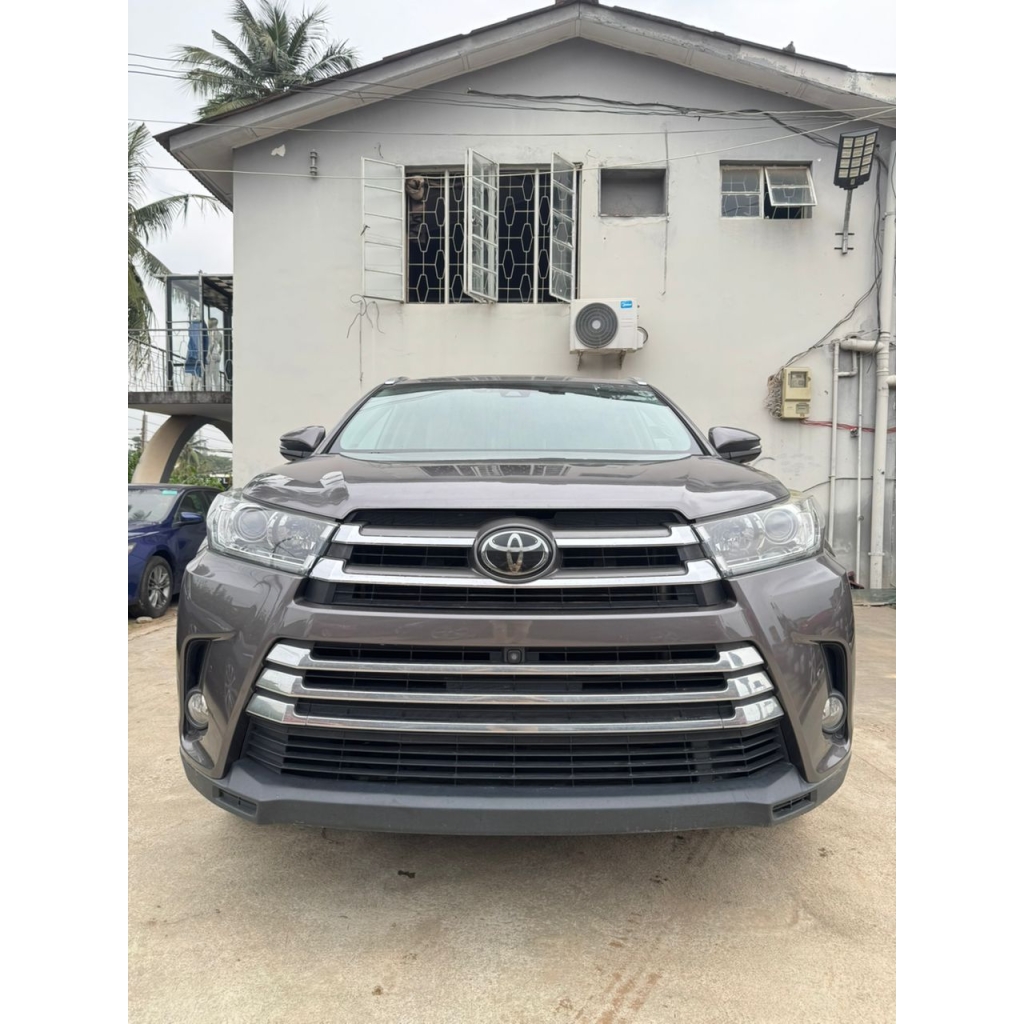 TOYOTA HIGHLANDER 2018