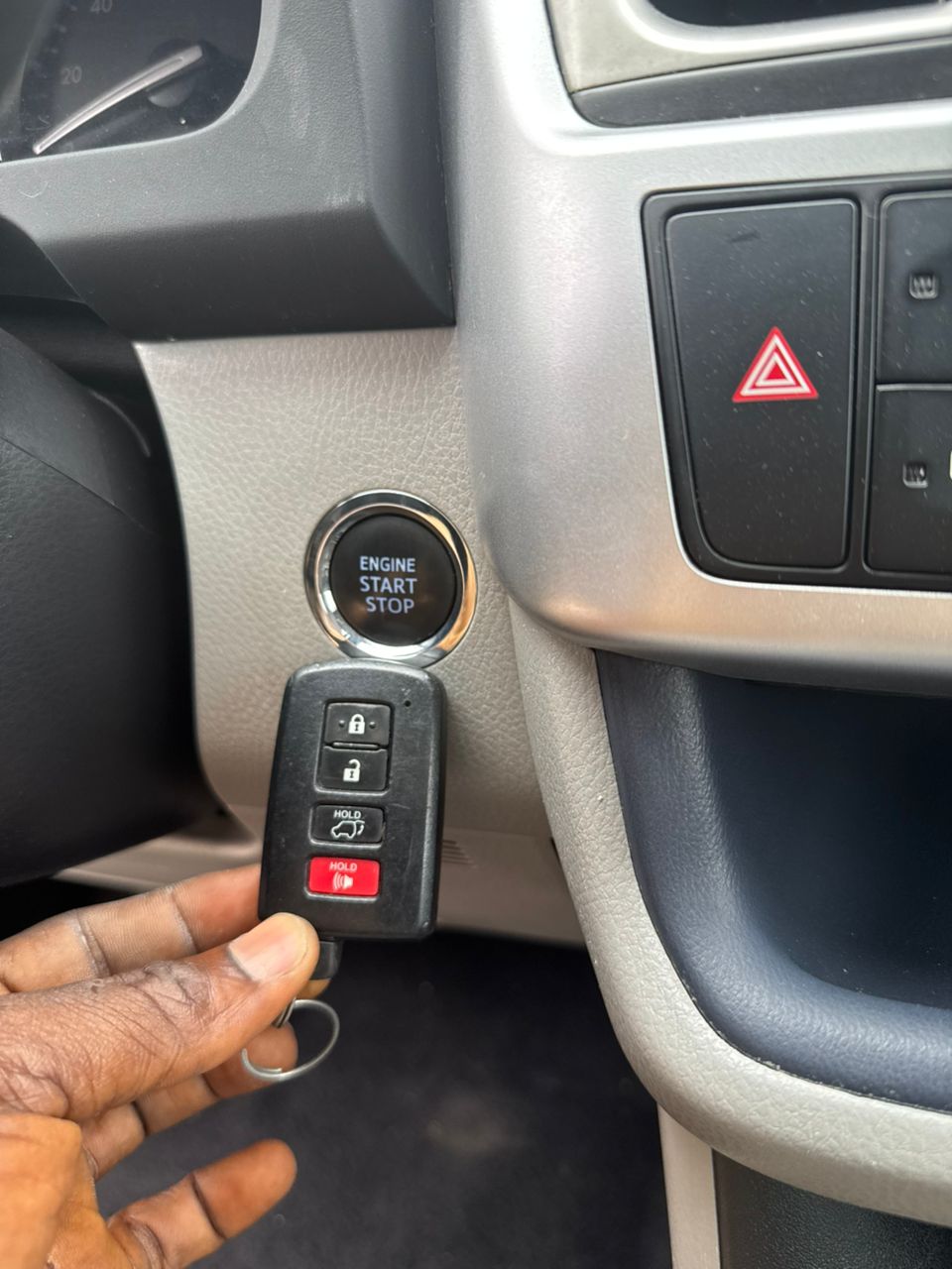 WhatsApp Image 2025-10-08 at 17.12.27