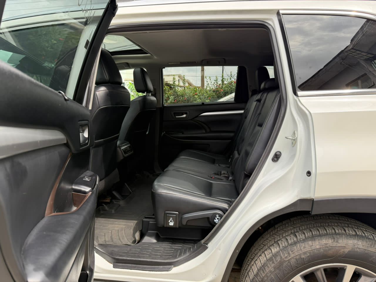 WhatsApp Image 2025-11-10 at 12.58.02_d7cb5734