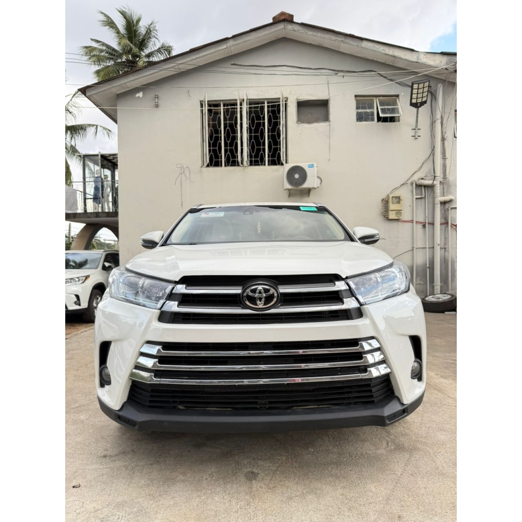 TOYOTA HIGHLANDER LIMITED 2014