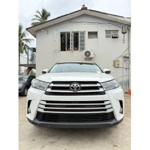 TOYOTA HIGHLANDER LIMITED 2017