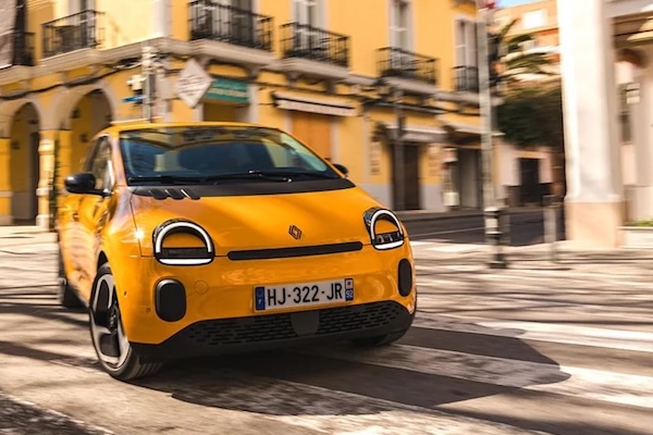 France June 2026: BEVs up to 29.6% share, Renault Clio VI still not #1, Twingo IV up to #15