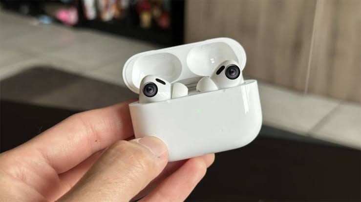 Apple AirPods With Cameras Could Arrive Sooner Than Expected